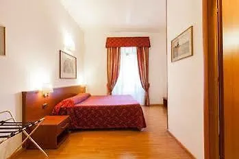 Domus Appia 154 B&B Rzym 2*,  Włochy