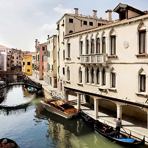 **** Hotel Maison | Esperienze Italie