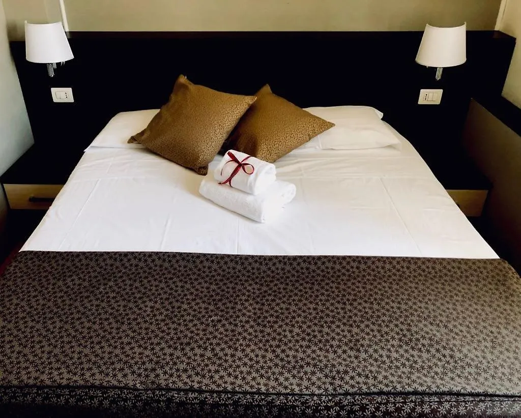 Domus Appia 154 Bed & Breakfast Rome Italy