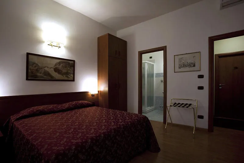 **  Domus Appia 154 Bed & Breakfast Rome Italy